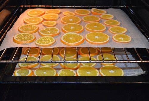 viilutatud apelsinid ahjus