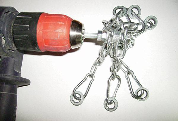 Chain attachment para sa drill