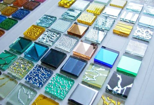 Glass mosaic