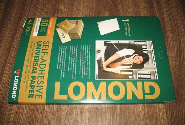 Kertas pelekat sendiri Lomond