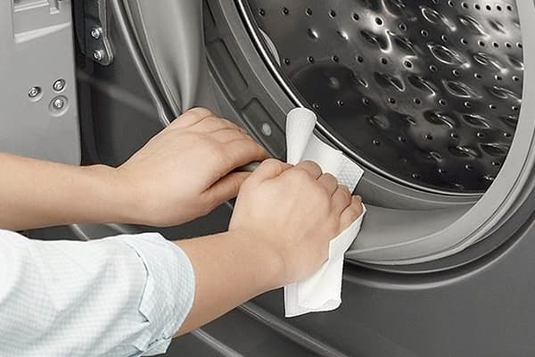 Cuidando la goma elástica de tu lavadora