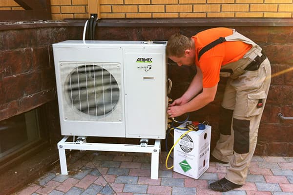 Freon vervangen in een airconditioner