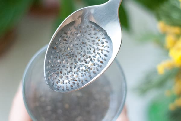 Chia seeds sa tubig