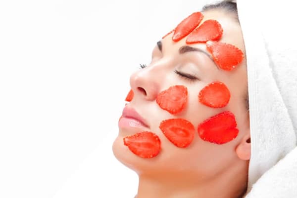 Strawberry for face