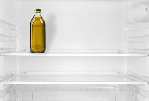 Pudel õli külmkapis