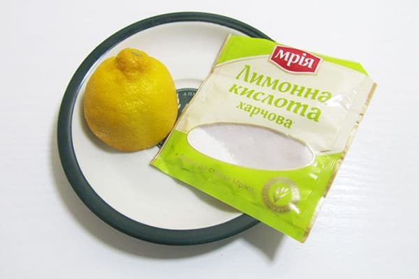 Lemon at sitriko acid