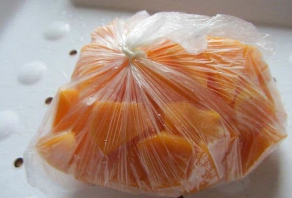 Diced pumpkin sa isang bag 