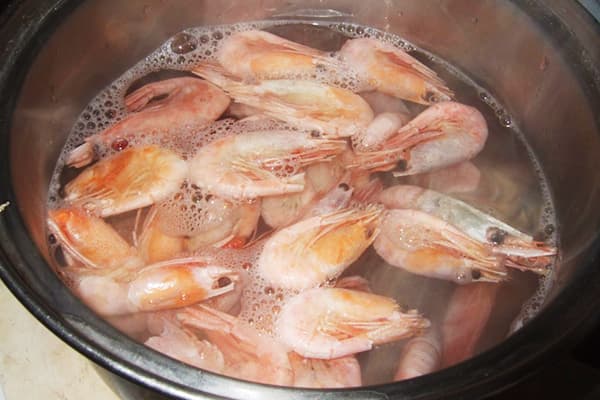 Cooking shrimp