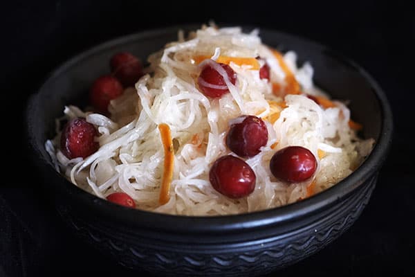 Fermented repolyo na may cranberries