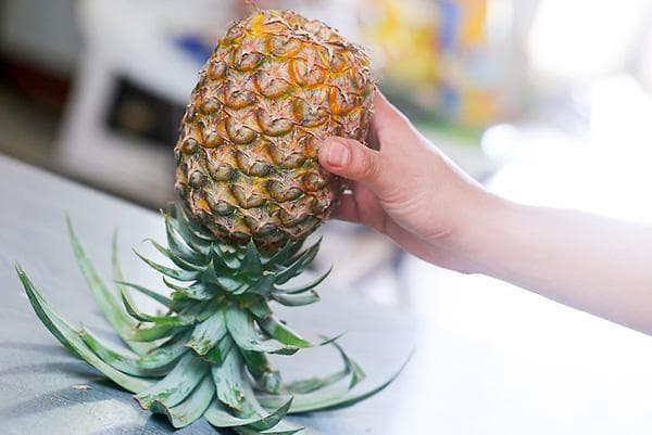 Upp och ner ananas