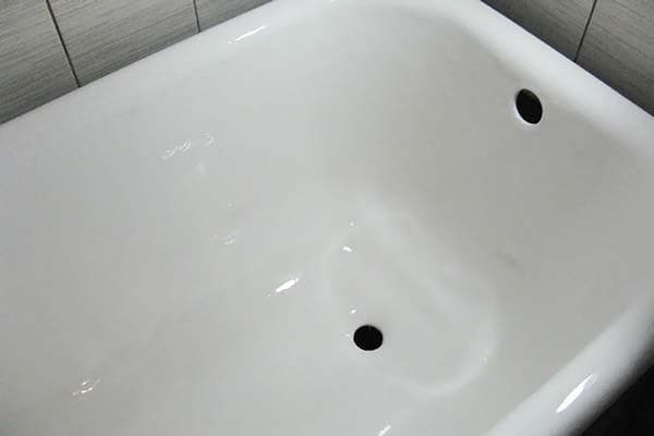 Bagno rivestito con acrilico liquido