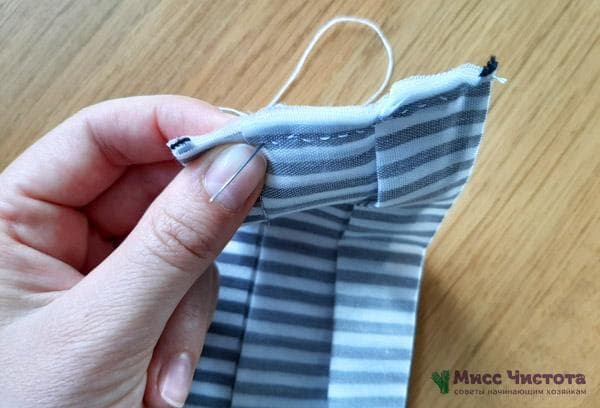 Cómo coser una mascarilla sin máquina de coser en 2 minutos