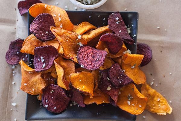 Mga carrot at beet chips