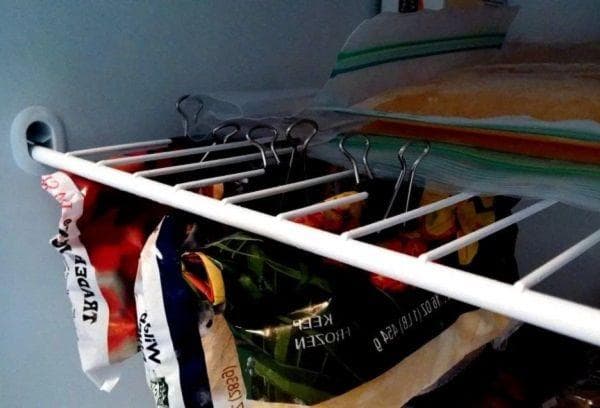 Clips para comida en el frigorífico.