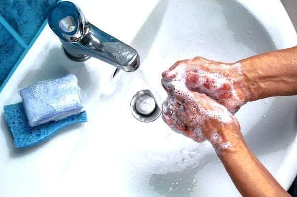 Lavarse las manos con jabón