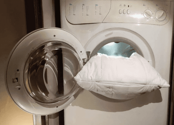 Almohada en la lavadora