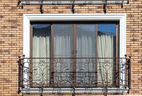 balcon francez