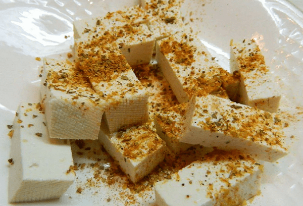 Tofu na may pampalasa