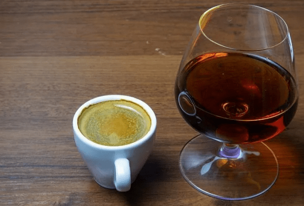 Kopi dengan cognac