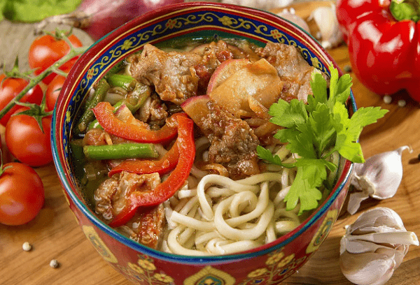 Lagman in uzbeko