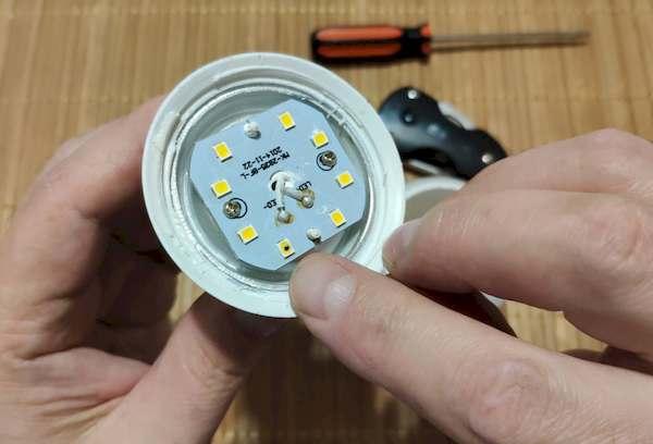 LED-lampe reparation 10