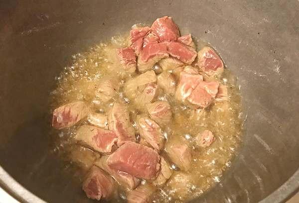 Meat for pilaf