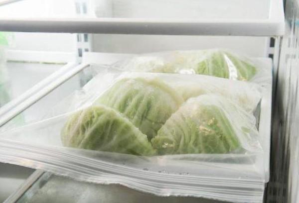 Frozen white cabbage