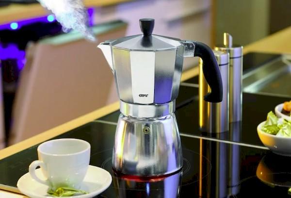 Geyser coffee maker