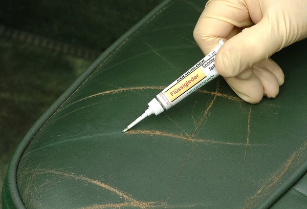Eliminar rayones de productos de cuero cuero líquido
